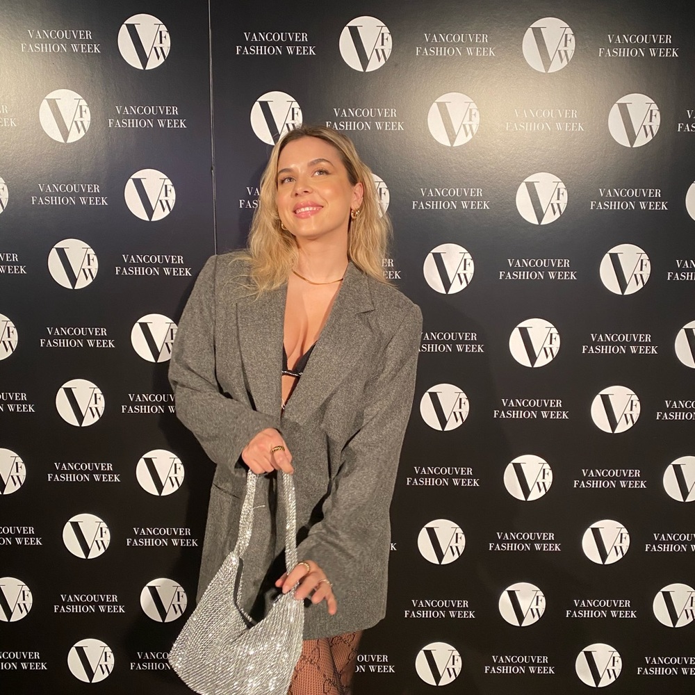 Oversized grey wool blazer